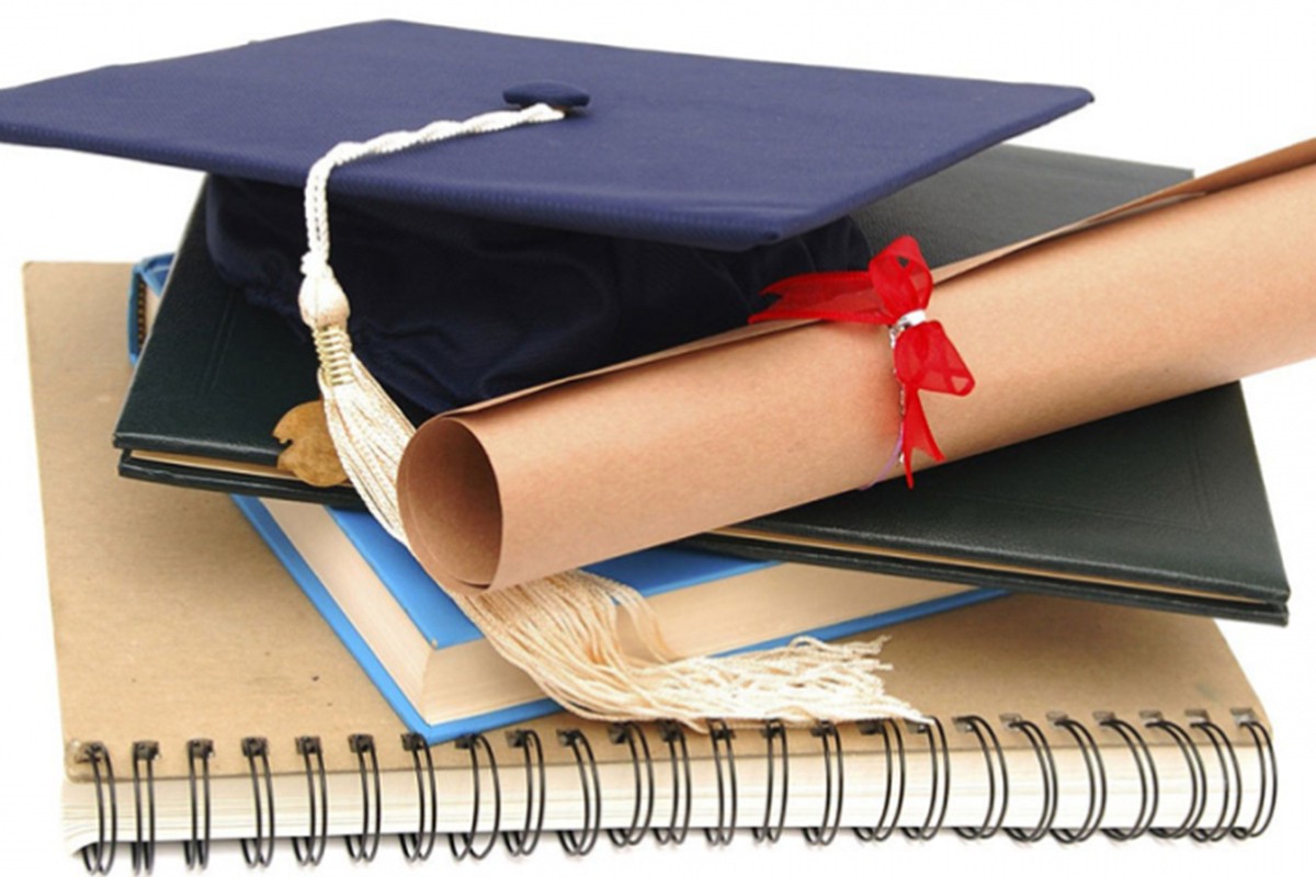 Potpisani ugovori za stipendiranje 262 učenika i studenta