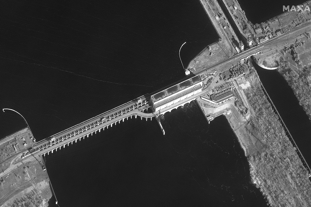 Objavljeni satelitski snimci ruskih snaga kod hidroelektane Kahovka