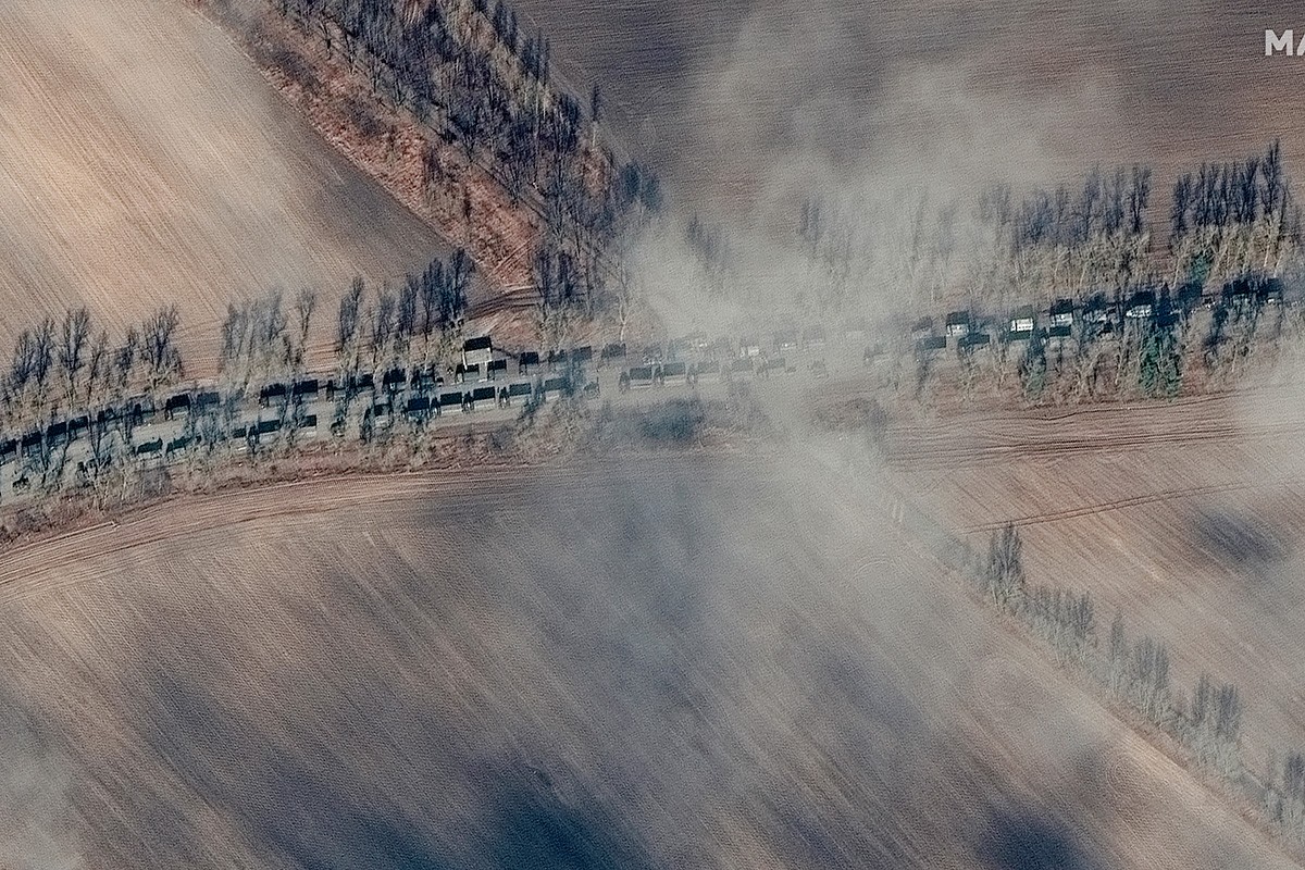 Objavljeni novi satelitski snimci: Konvoj dug pet kilometara ide prema Kijevu