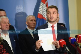 Draško Stanivuković odnio poziv za sastanak Željki Cvijanović