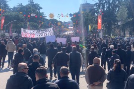 Protesti zbog poskupljenja u Albaniji; Vlada: Manje vozite automobile