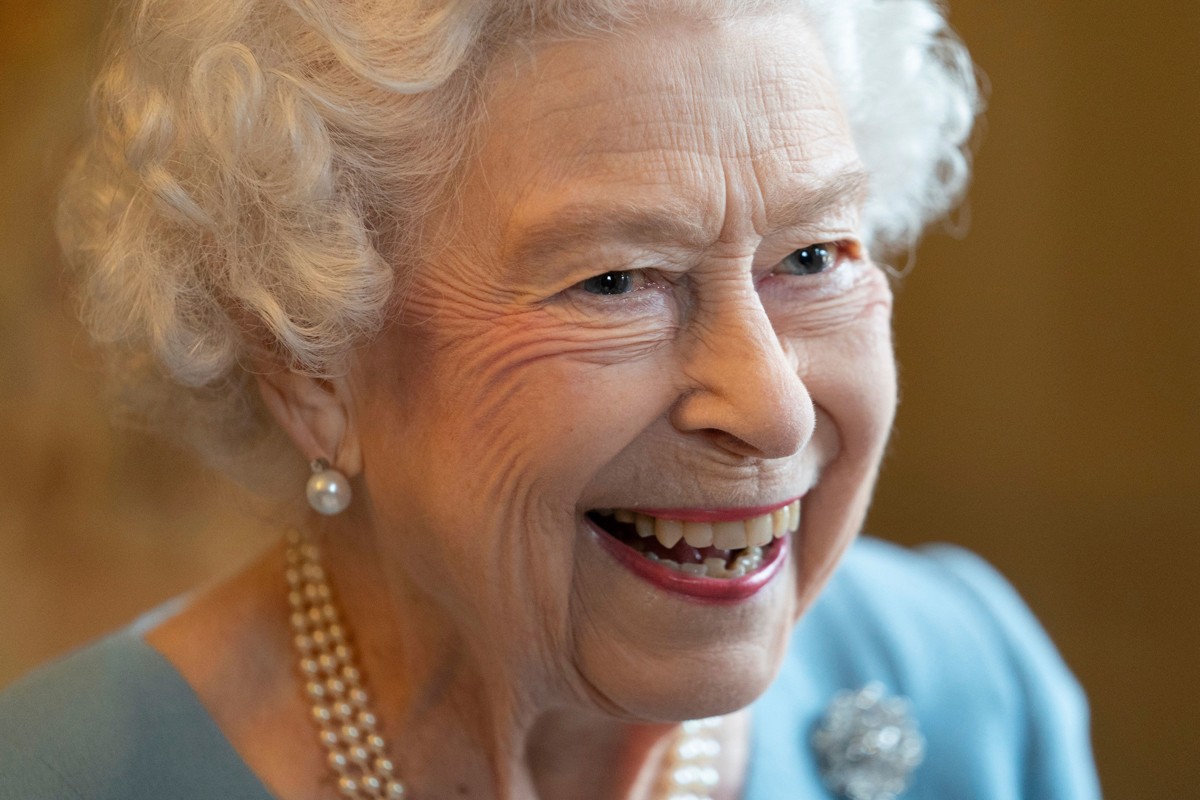 Kraljica Elizabeta se oporavila, održala dvije audijencije