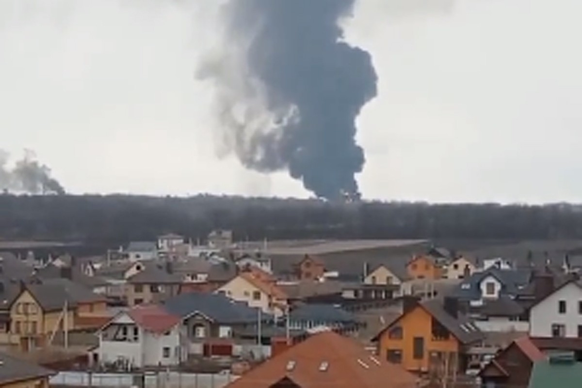 Zelenski: Potpuno uništen civilni aerodrom u Vinici