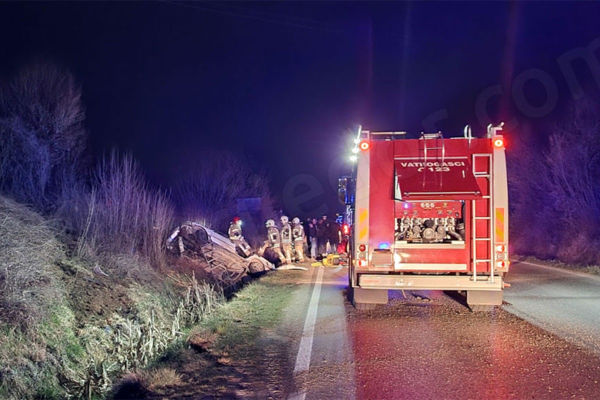 Nesreća kod Prijedora, poginuo vozač opela