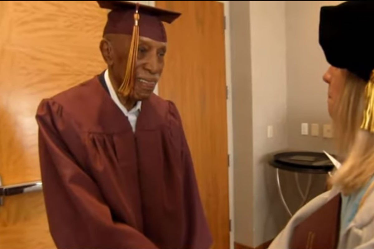 Dobio diplomu srednje škole u 101. godini
