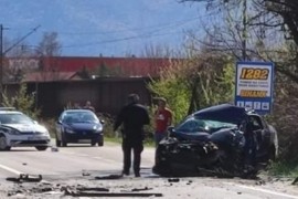 Teška nesreća u Sarajevu: U sudaru autobusa i automobila poginula jedna osoba
