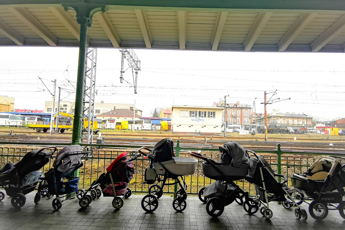 Propast "tržišta surogat majki" - sukob u Ukrajini zaustavio trgovinu bebama