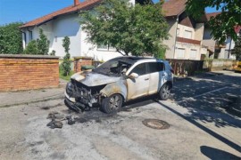 Mjesec i po robije za paljenje poslanikovog vozila u Brčkom