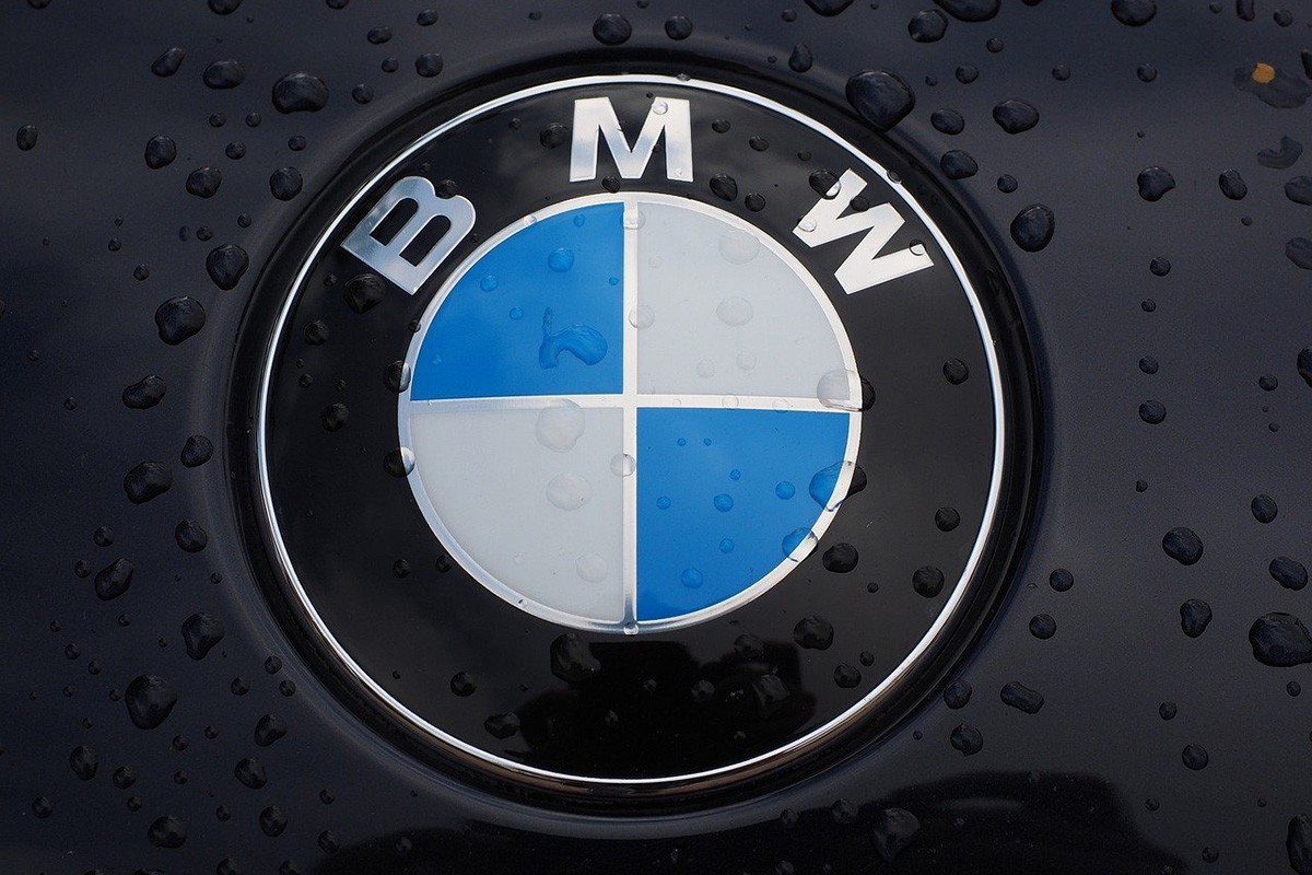 BMW polako otkriva novu "zvijer"