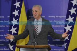 Šarović: SNSD i vlast u Republici Srpskoj krivi za "vaskrsavanje" visokog predstavnika