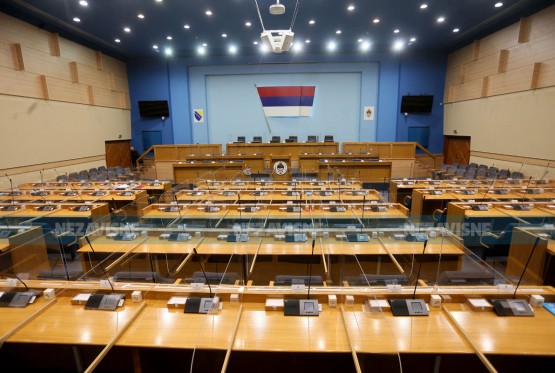 Stranke u Srpskoj ciljaju 117 poslanika, a mjesta ima za 83