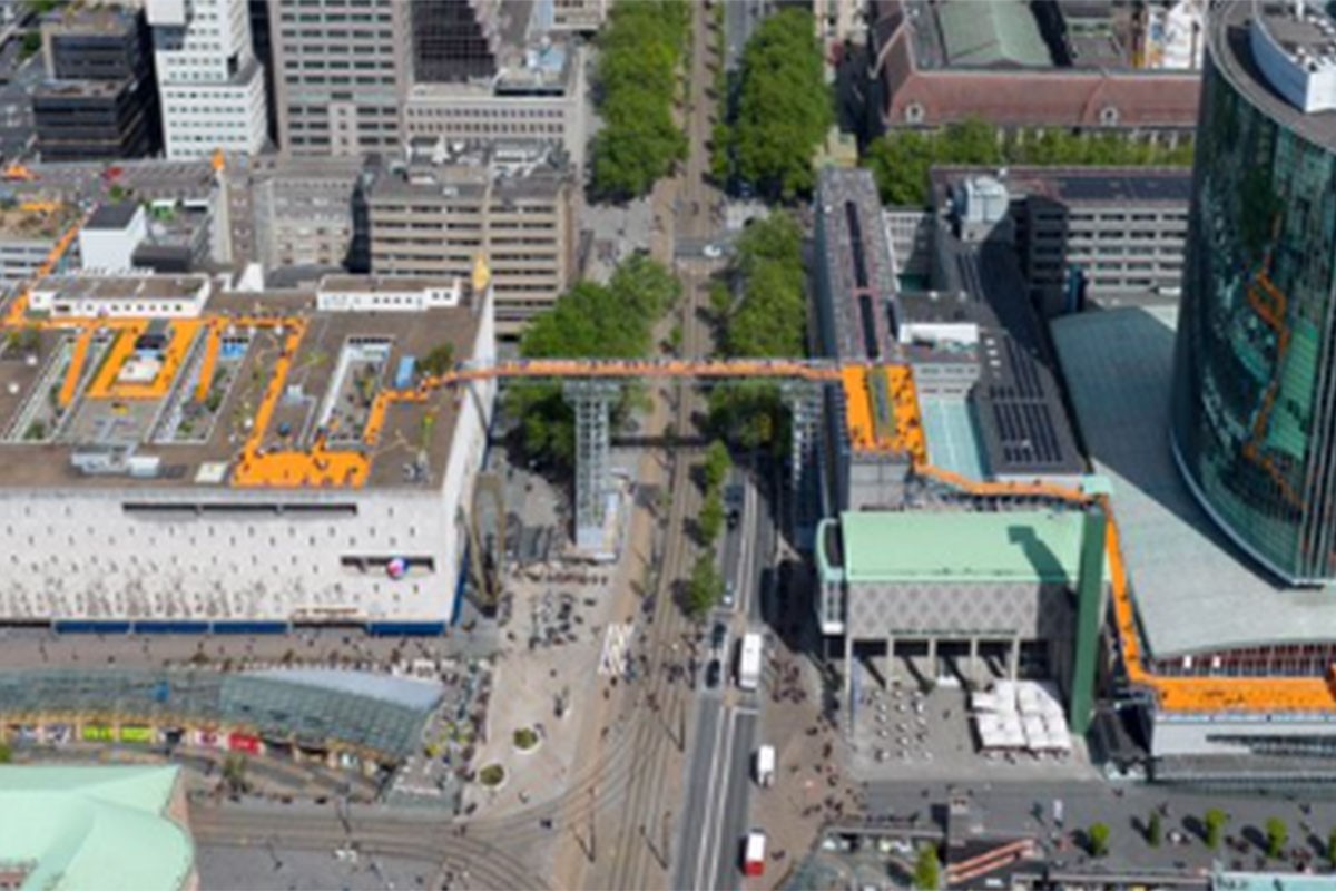 Roterdam dobio pješačku stazu na krovovima zgrada