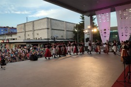 Održano prvo veče Međunarodnog festivala folklora u Gradišci