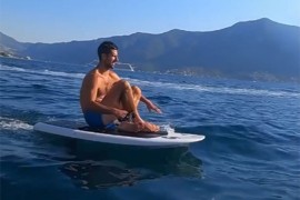 Novak Đoković "lebdi na vodi"