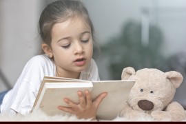 Mišljenje struke: Bajke kod djece razvijaju čitalačku pismenost i ...