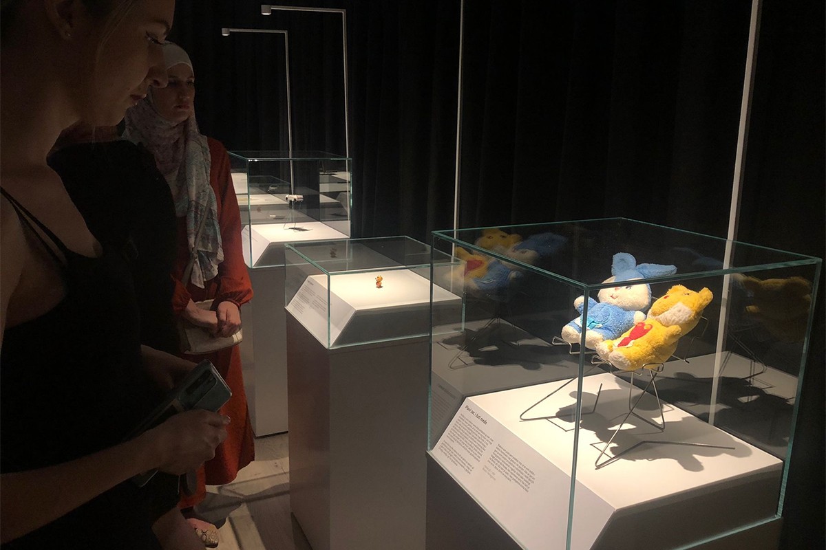 Izložba Muzeja ratnog djetinjstva otvorena u Bihaću