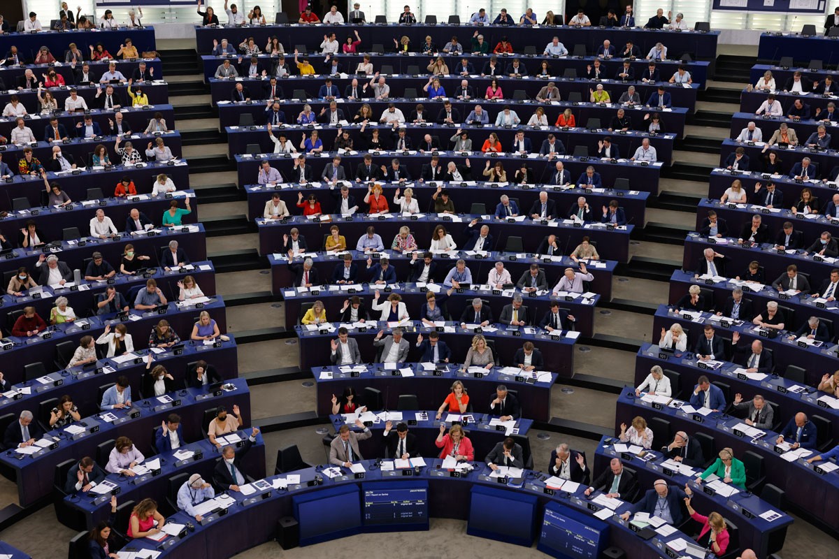 EP usvojio rezoluciju o Srbiji, traži se uvođenje sankcija Rusiji