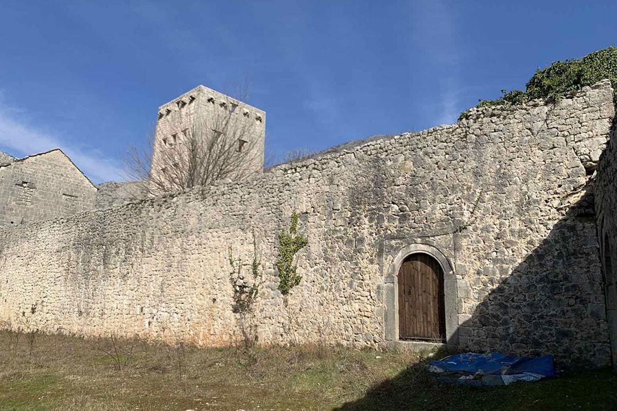 Zamak u Trebinju na prodaju za 190.000 maraka