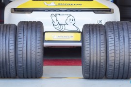Porsche 911 otkriva kako veličina točkova utiče na performanse