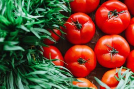3 trika koja će vam olakšati kupovinu paradajza