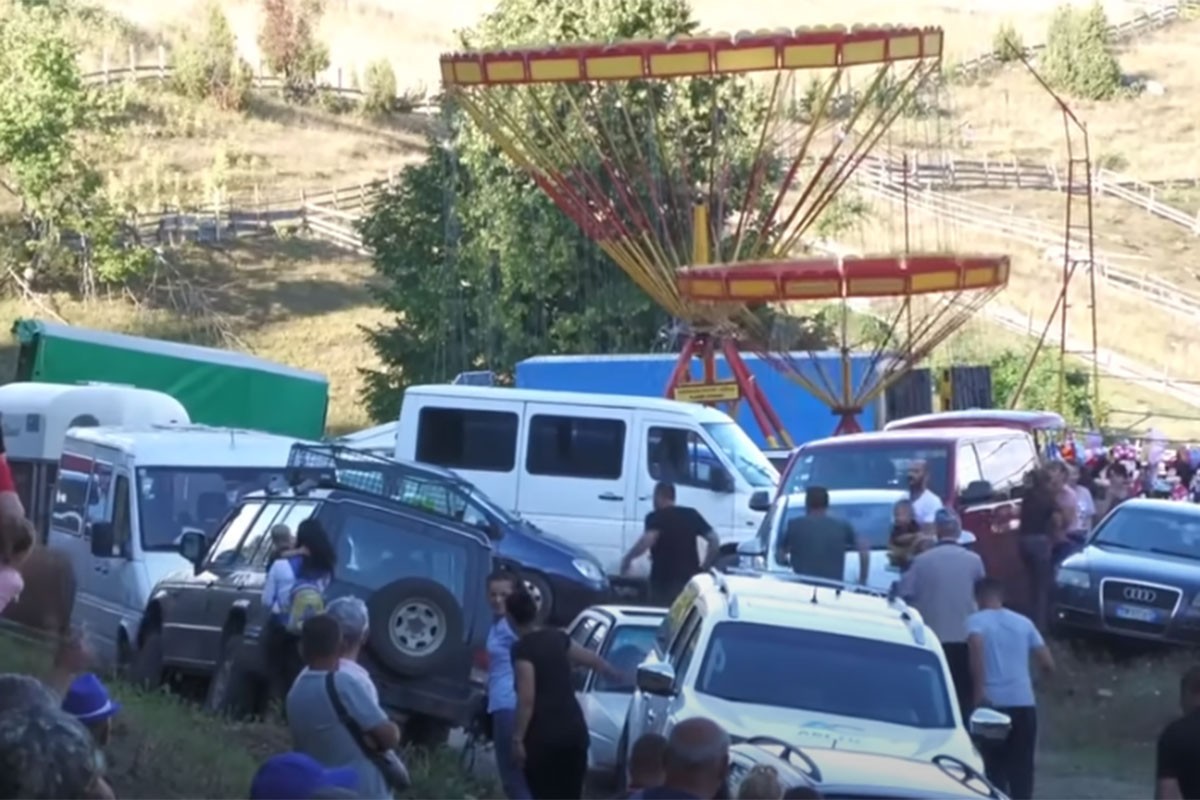 Bikovi probili ogradu na koridi u BiH, jedan čovjek povrijeđen