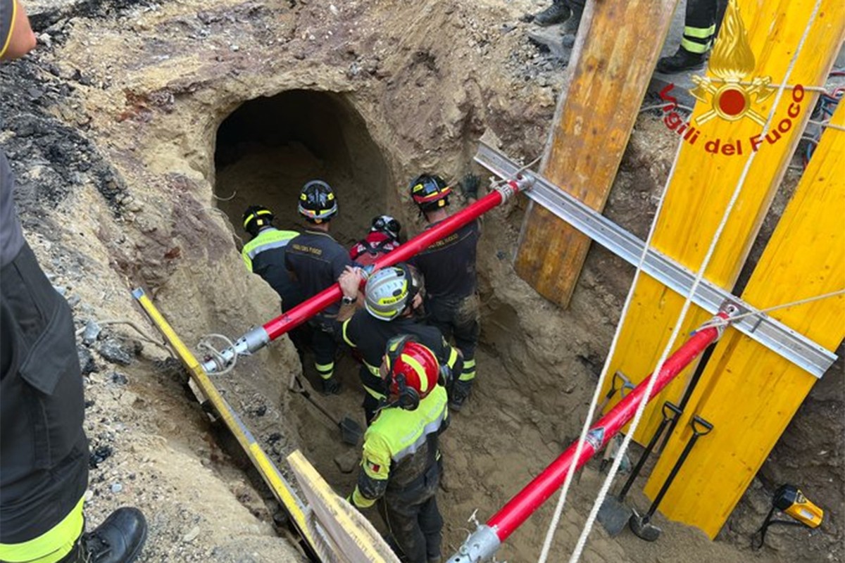Pljačkaši iskopali tunel ispod banke pa se zaglavili, u pomoć zvali policiju