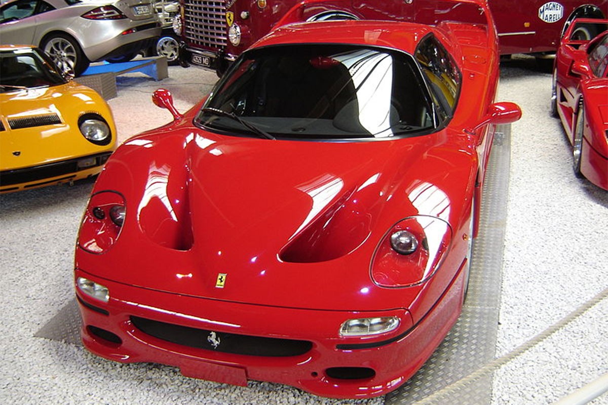 Prodaje se Tajsonov Ferrari