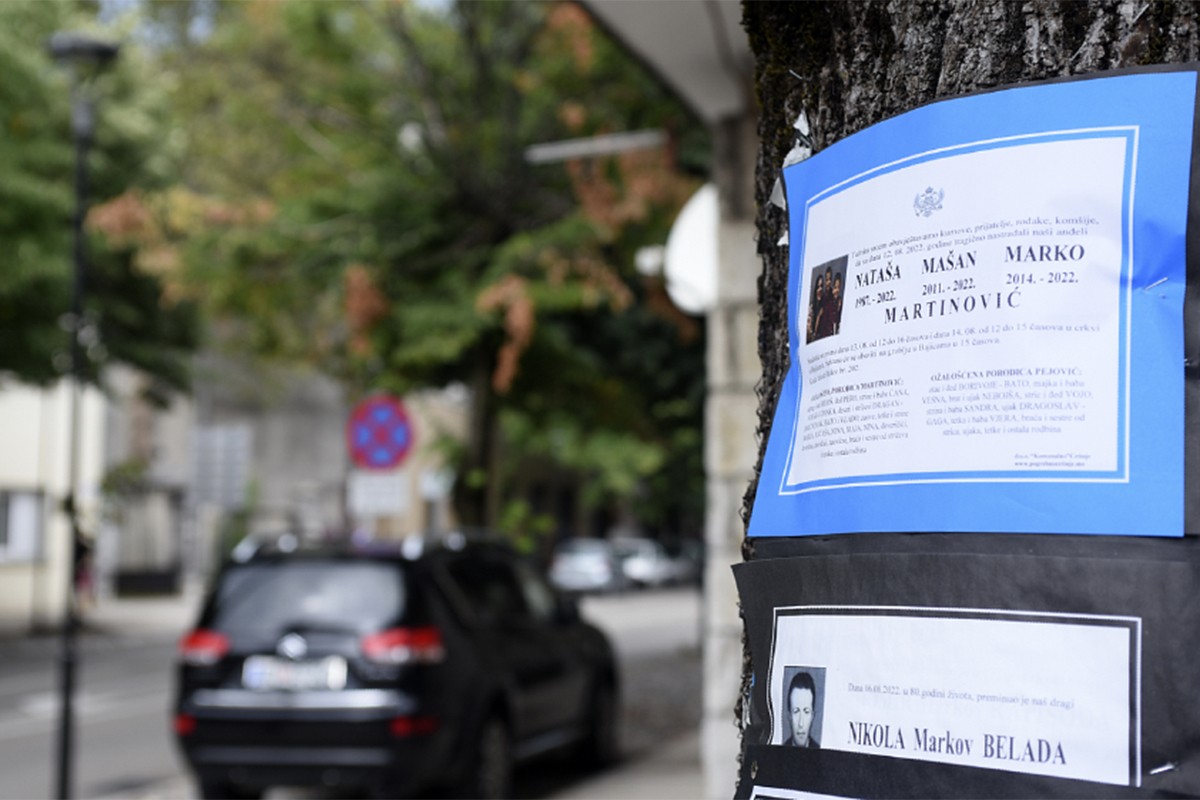 Na Cetinju održana komemoracija: Crnu Goru ujedinili bol i tuga