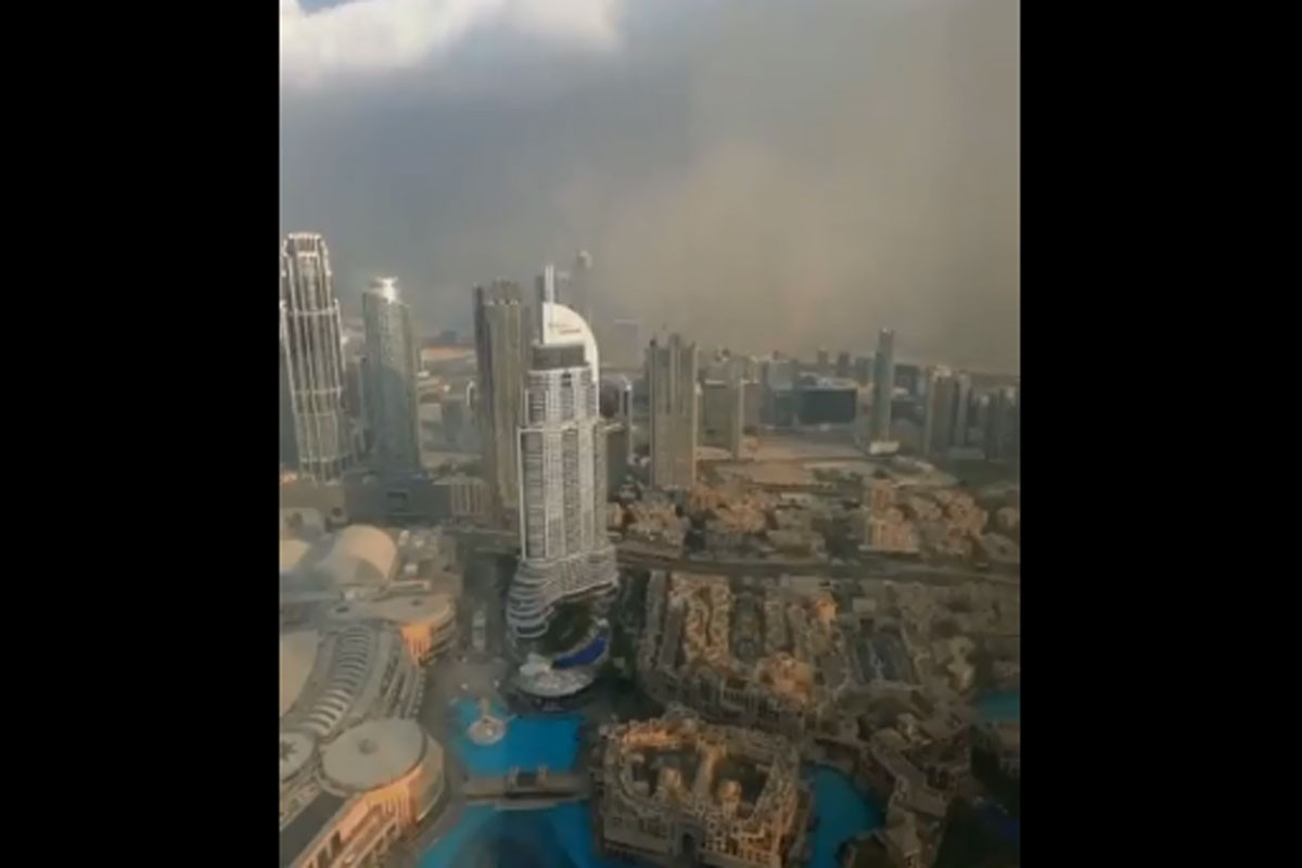 Pogledajte kako Dubai "nestaje" u pješčanoj oluji