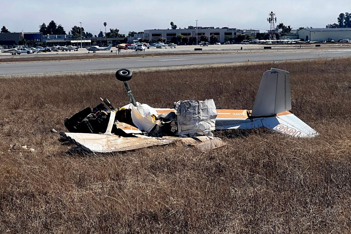 Sudar dva mala aviona u Kaliforniji, najmanje dvoje poginulo