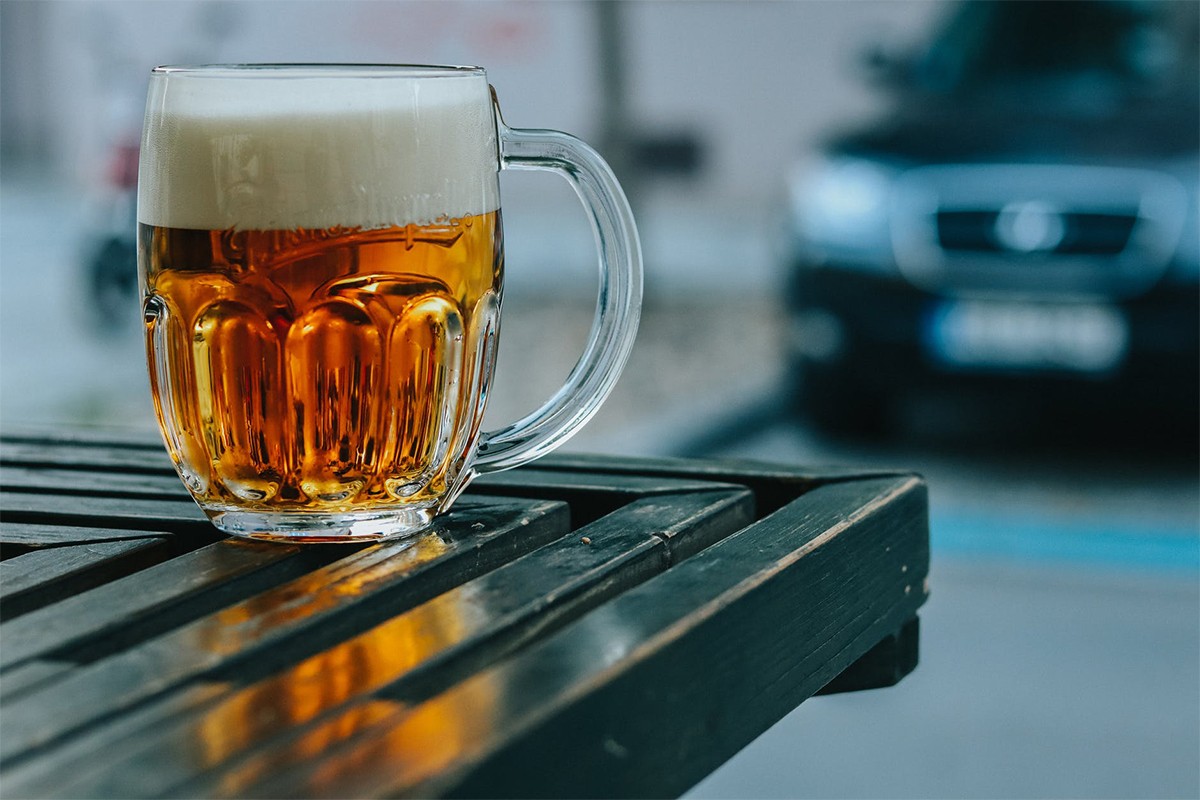 Koji broj čaša alkoholnih pića izaziva ubrzano starenje mozga