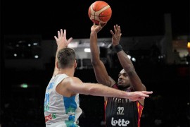 Zoran Dragić zbog povrede završio Evrobasket