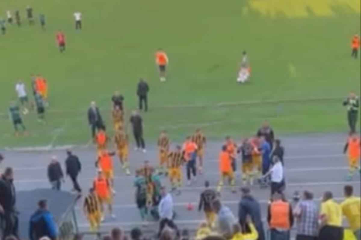 Makljaža na utakmici u BiH, pretučen fudbaler (FOTO/VIDEO)