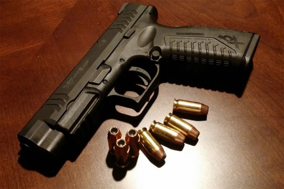 Trogodišnjak slučajno iz pištolja ubio majku