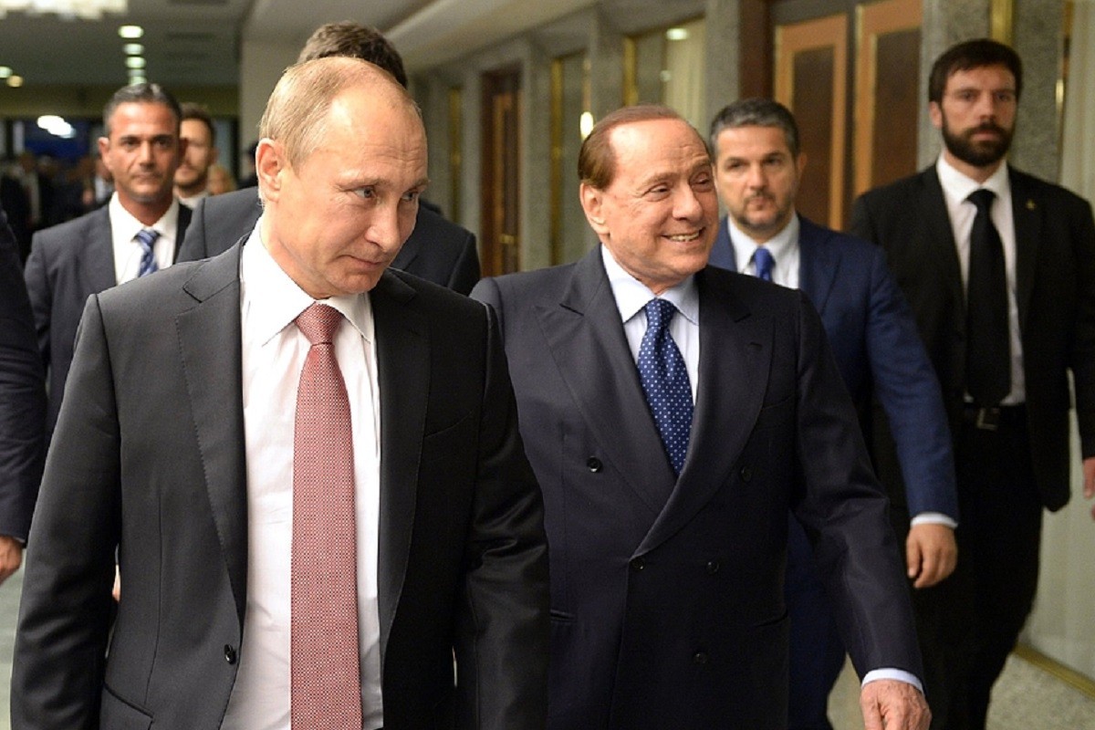 Berluskoni: Putin je gurnut u sukob
