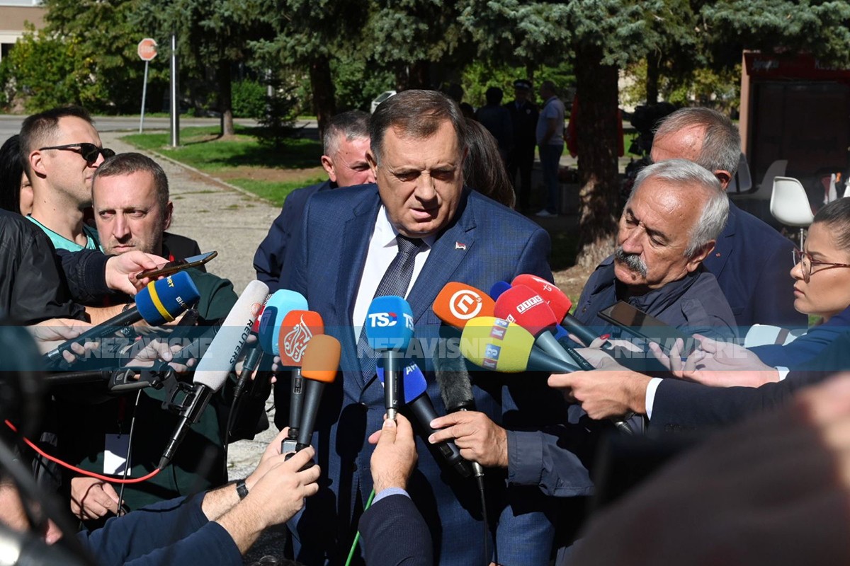 Dodik: Divan dan, ljudi opredijeljeni za mir i stabilnost
