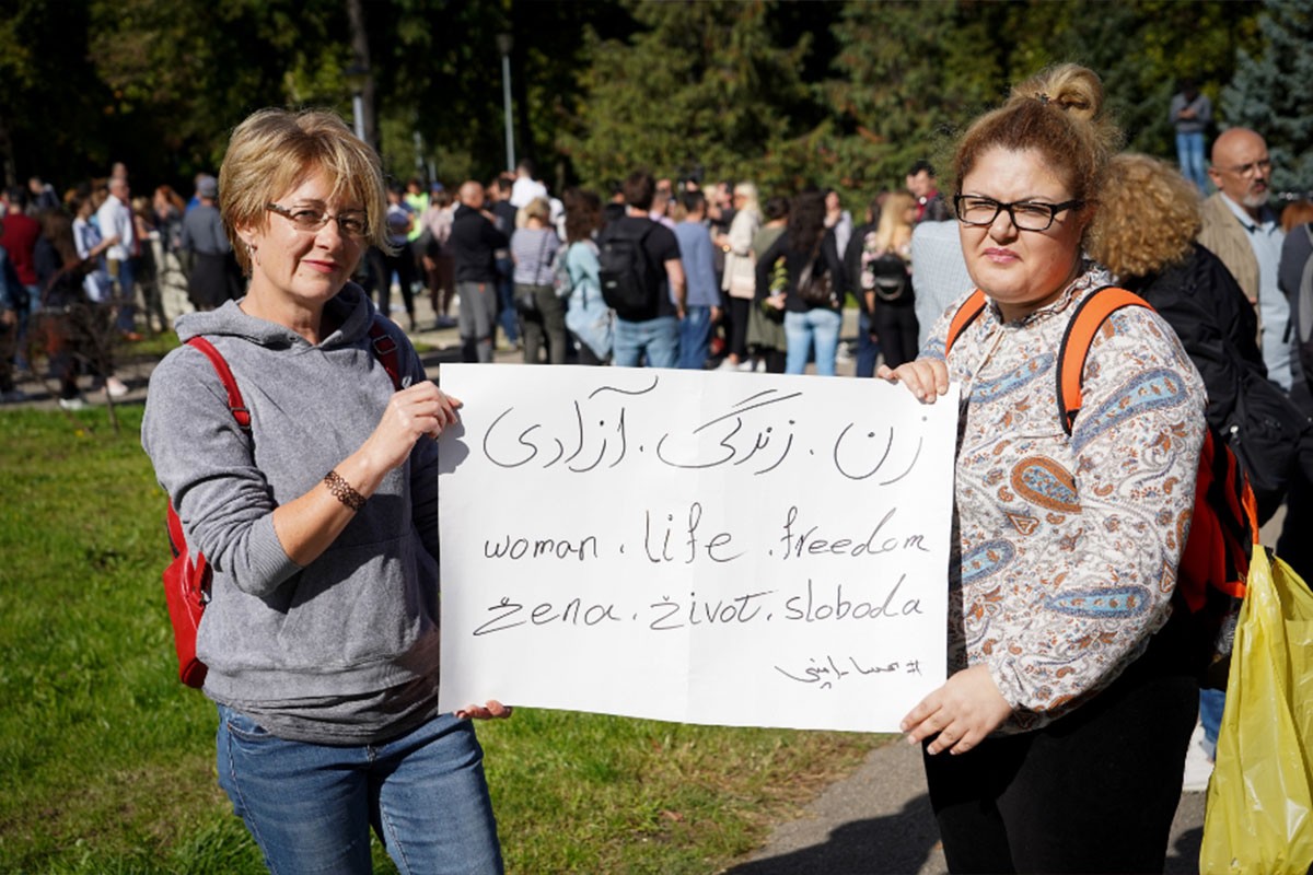 Protest podrške ženama u Iranu održan i u Beogradu