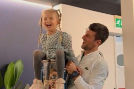 Prelijep trenutak Novaka sa kćerkicom: Nasmijana Tara završila u ...