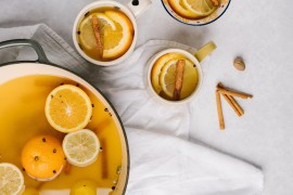 Rapsodija ukusa: Kuvano bijelo vino s aromom narandže i vanilije