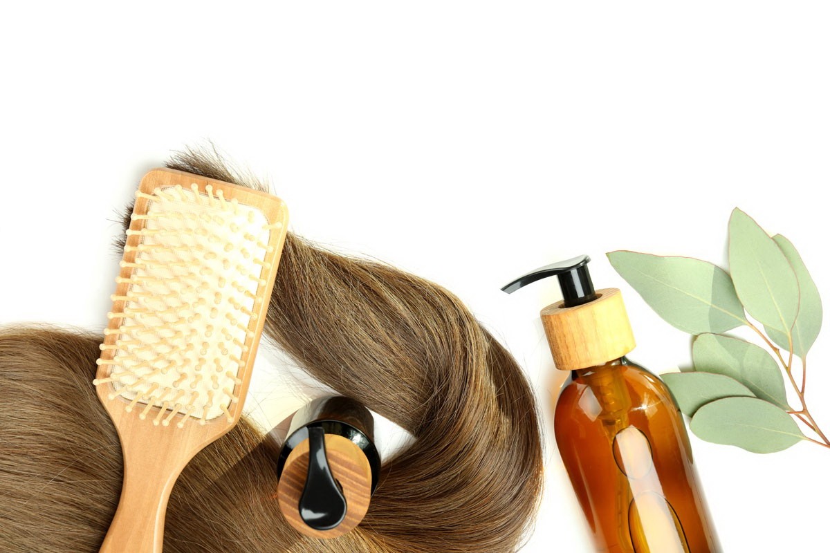 Dodavanje prirodnih ulja u šampon spas protiv masne kose