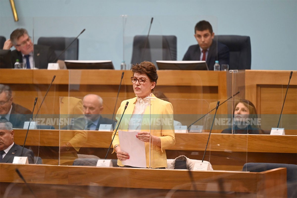 Vidović: Usvajanjem budžeta omogućeno privremeno finansiranje, Srpska nije prezadužena