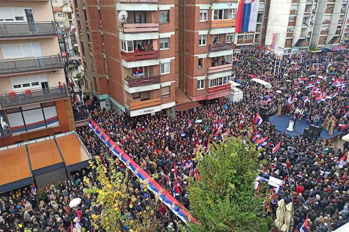Završen skup u Sjevernoj Mitrovici: Srbi ostaju "svoj na svome"