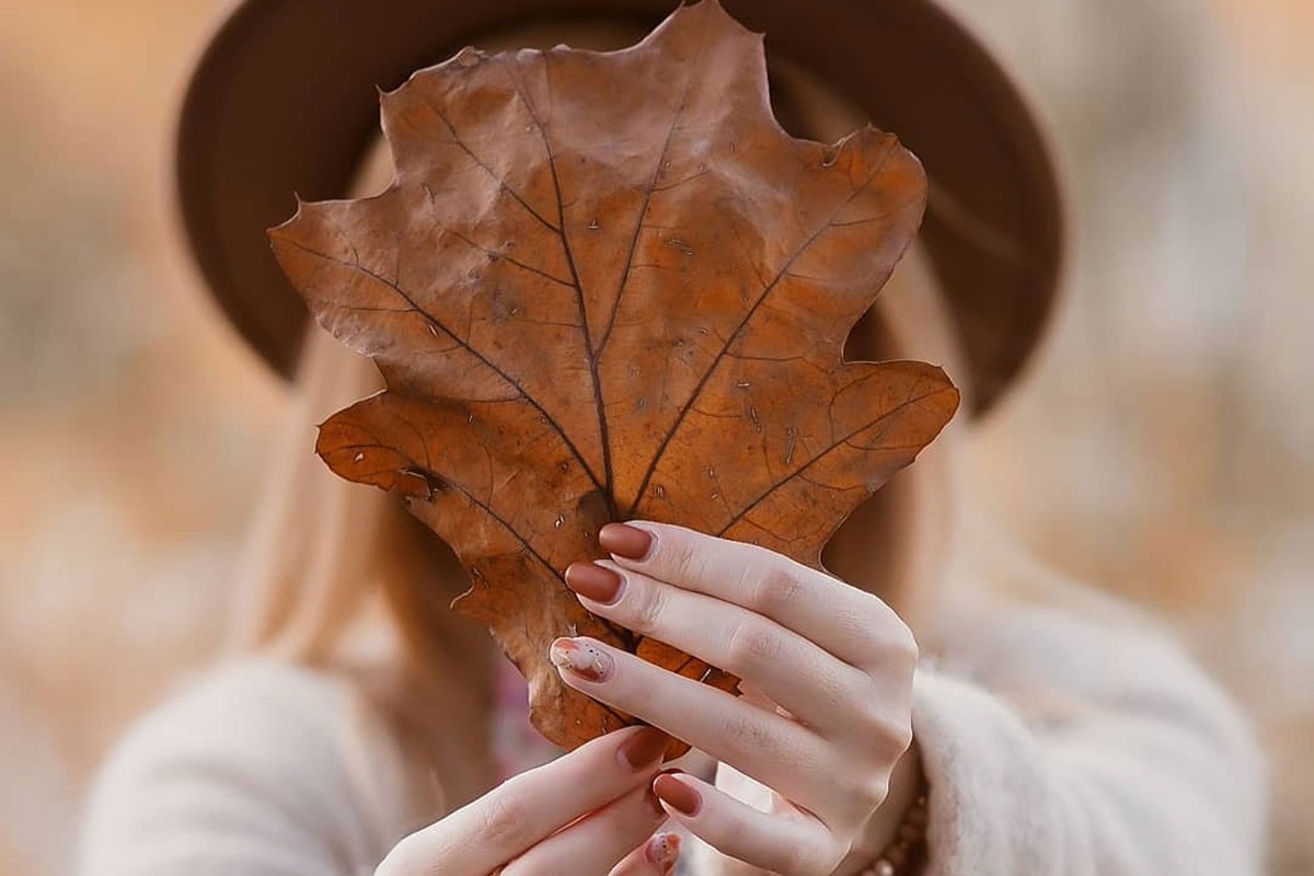 "Bakini nokti", savršen manikir u bojama jeseni