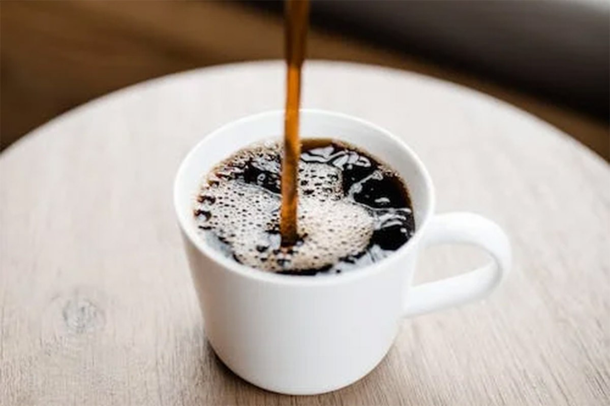Pet znakova da pretjerujete s kafom