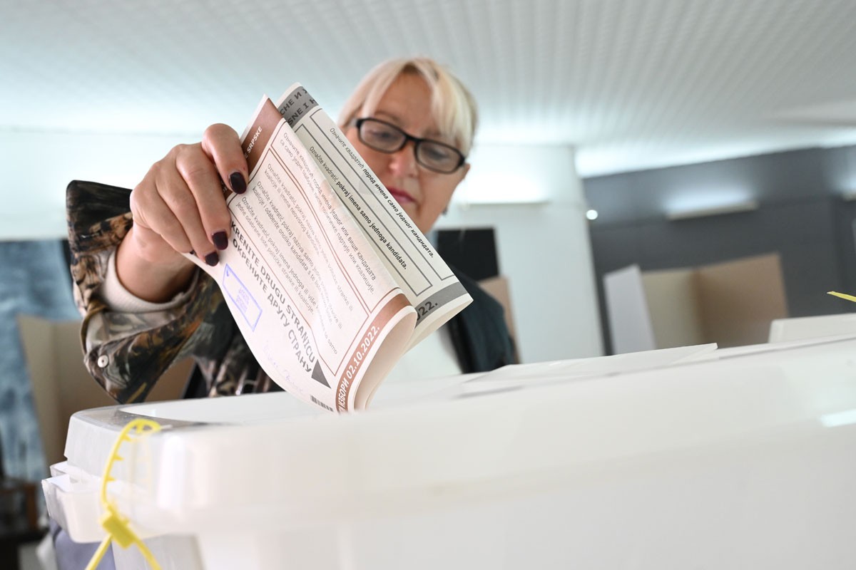 Izborni sistem u BiH: Jesu li skeneri rješenje za izbornu reformu?