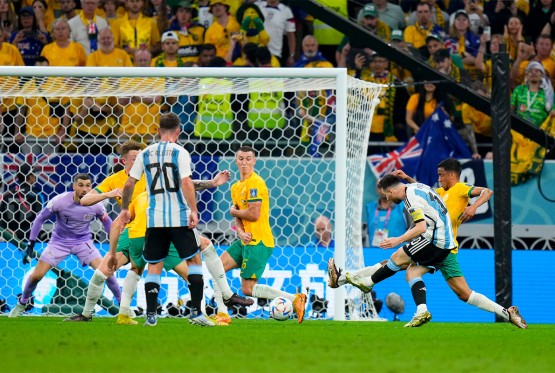 Argentina u drami protiv Australije do četvrtfinala Mundijala