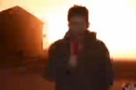 Projektil eksplodirao kraj novinara koji se javljao uživo iz Ukrajine (VIDEO)