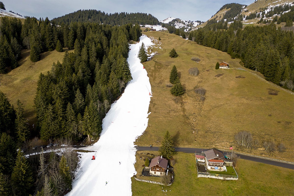 Zabrinutost zbog temperatura: Veliki dio Alpa bez snijega