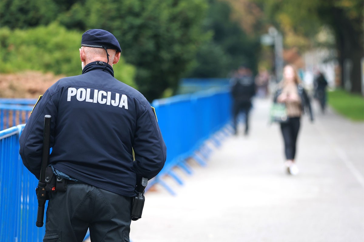 Hrvatski MUP se oglasio povodom svog policajca koji se javio u Srbiji radi regrutacije