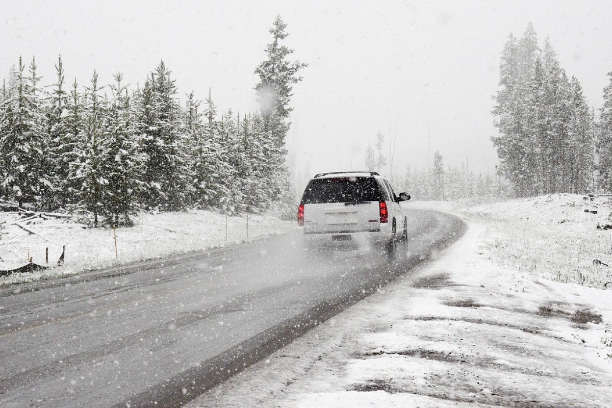 Savjeti za vožnju po snijegu: Kako bezbjedno stići od A do B
